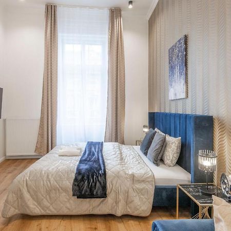 Luxurious Central Grand Home W/ 3Bedrm 2Bathrm Budapeşte Dış mekan fotoğraf